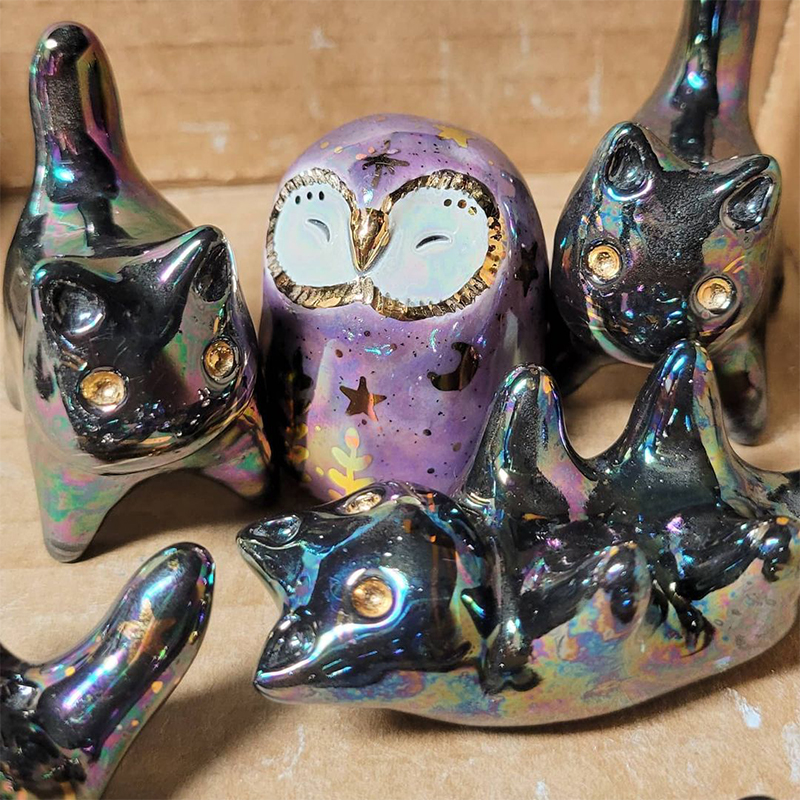 Owl with black cat, ceramics, clay, sculpture, cermamic