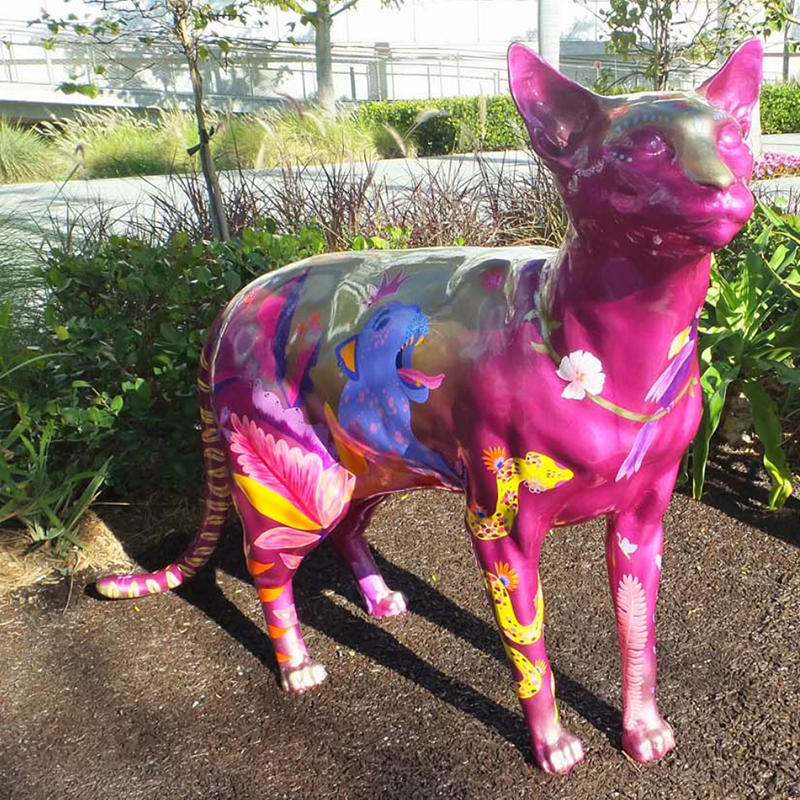 Siamese cat named Gaia by artist Andrea Ciatti. Sculptures, Miami