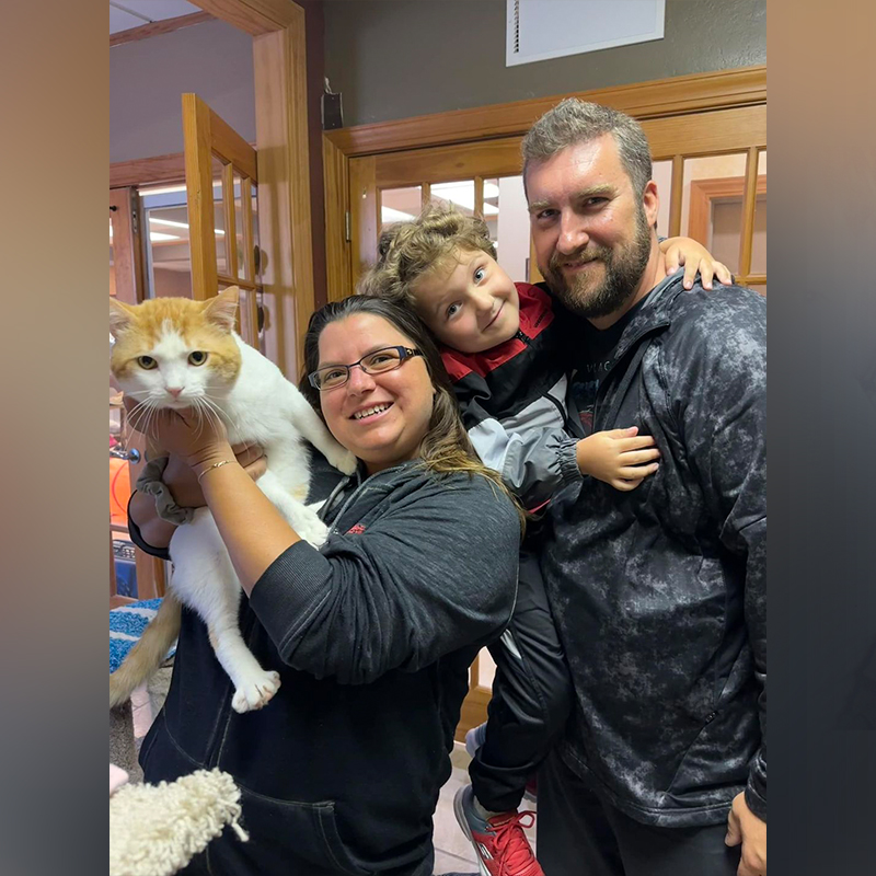 Family that adopted Simba the cat from Purrfect Cat Rescue Inc. Northwest of Chicago, Cyrstal Lake